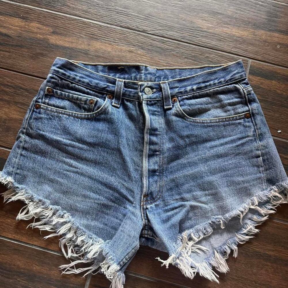 Levis vintage 501 cutoff shorts